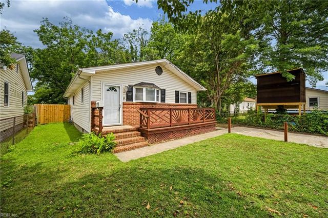 312 S Curry ST, Hampton, VA 23663