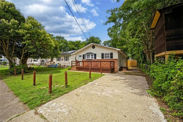 312 S Curry ST, Hampton, VA 23663