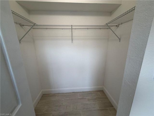 5317 Summerlin RD # 1701, Fort Myers, FL 33919