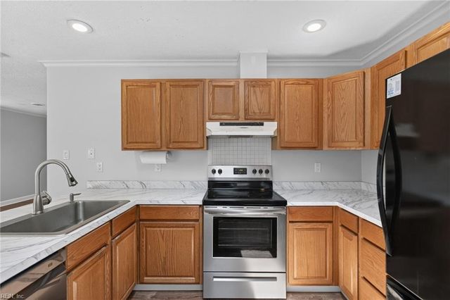7202 Hopkins CIR, Gloucester, VA 23061