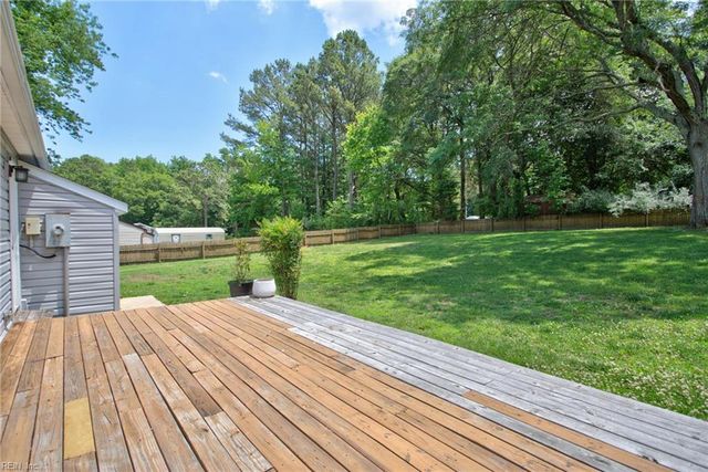 7202 Hopkins CIR, Gloucester, VA 23061