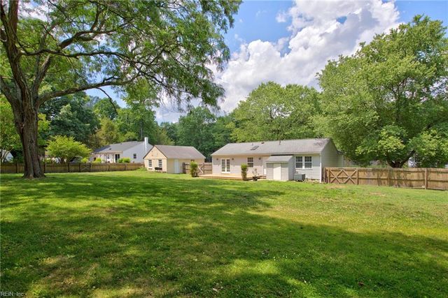 7202 Hopkins CIR, Gloucester, VA 23061