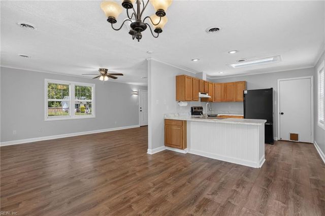 7202 Hopkins CIR, Gloucester, VA 23061