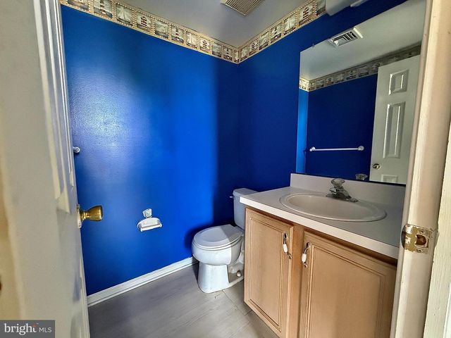 1129 SCHOOL HOUSE LN, Quakertown, PA 18951