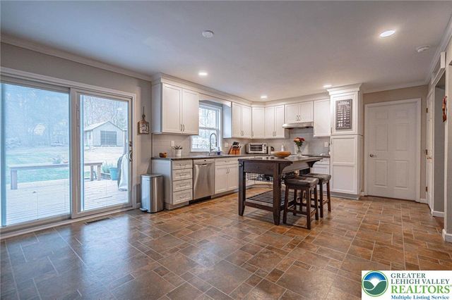 67 Ridge Run Road, East Rockhill Twp, PA 18960