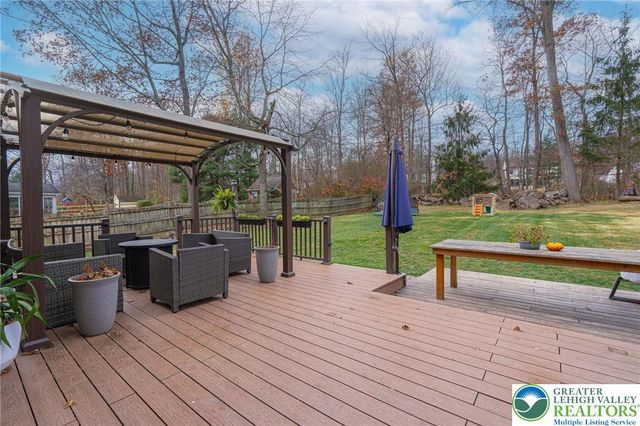 67 Ridge Run Road, East Rockhill Twp, PA 18960