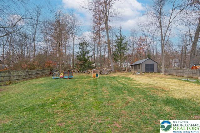 67 Ridge Run Road, East Rockhill Twp, PA 18960