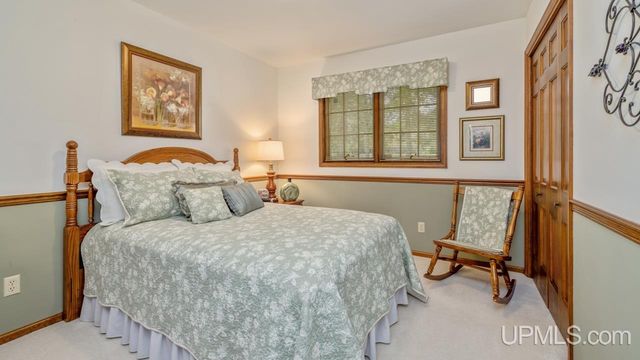 1511 W C St, Iron Mountain, MI 49801