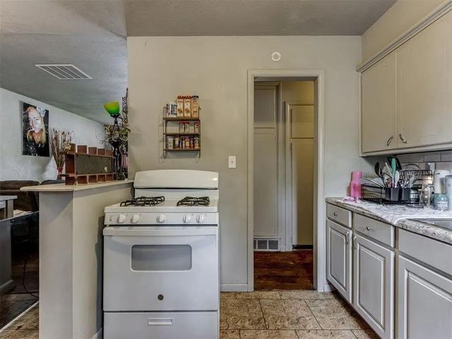 9404 NE 13th Street, Midwest City, OK 73130