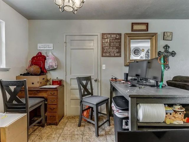 9404 NE 13th Street, Midwest City, OK 73130