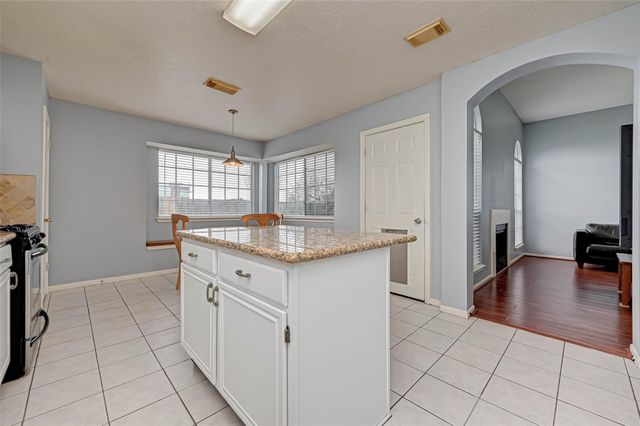 11563 Withers Way Circle, Houston, TX 77065