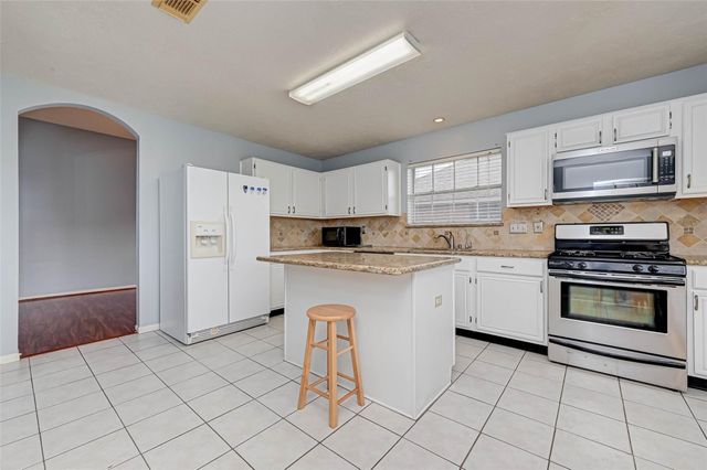 11563 Withers Way Circle, Houston, TX 77065