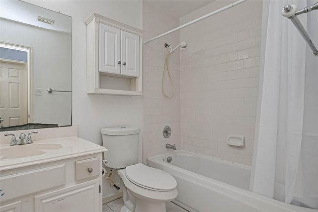 11563 Withers Way Circle, Houston, TX 77065