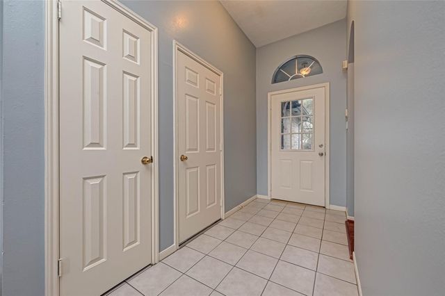 11563 Withers Way Circle, Houston, TX 77065