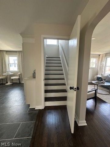 19314 Muskoka Avenue, Cleveland, OH 44119