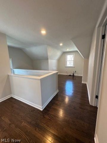 19314 Muskoka Avenue, Cleveland, OH 44119