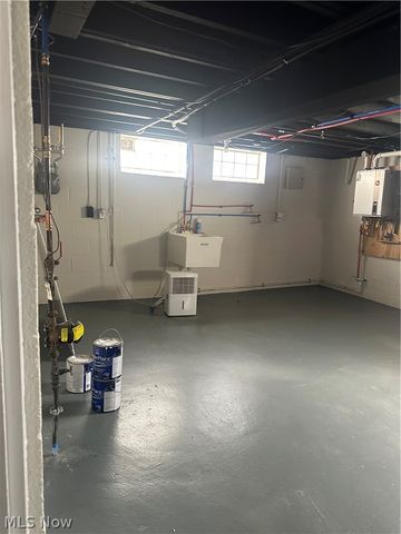 19314 Muskoka Avenue, Cleveland, OH 44119