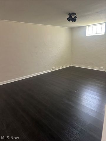 19314 Muskoka Avenue, Cleveland, OH 44119