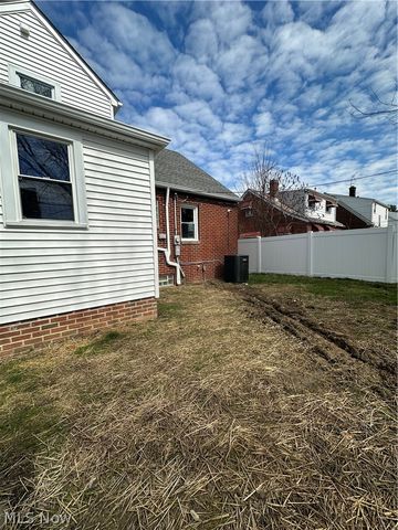 19314 Muskoka Avenue, Cleveland, OH 44119