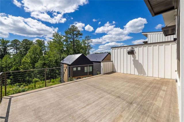 10900 Serenbe Lane, Chattahoochee Hills, GA 30268