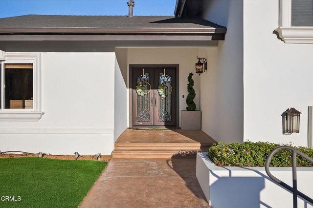 542 Valley View Way, Ventura, CA 93003