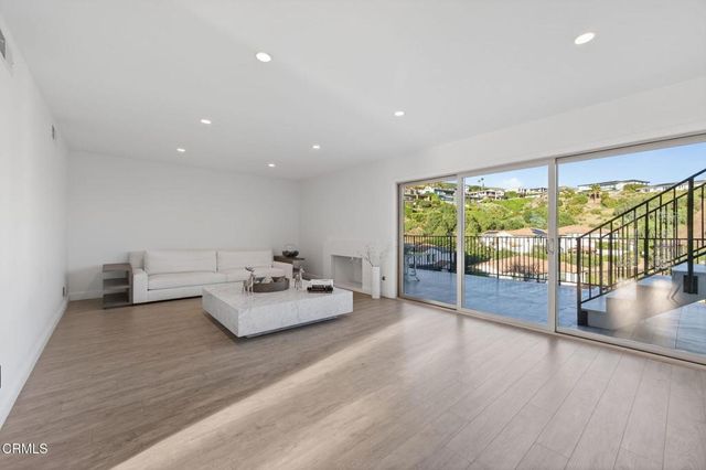 542 Valley View Way, Ventura, CA 93003