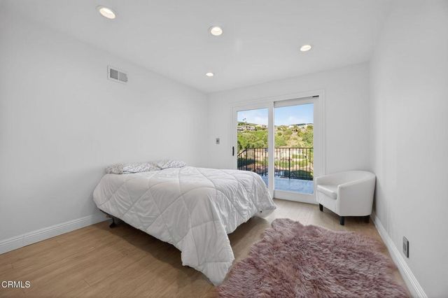 542 Valley View Way, Ventura, CA 93003