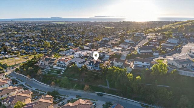 542 Valley View Way, Ventura, CA 93003