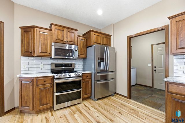 4505 E Kearney Pl Place, Sioux Falls, SD 57110