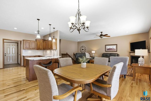 4505 E Kearney Pl Place, Sioux Falls, SD 57110