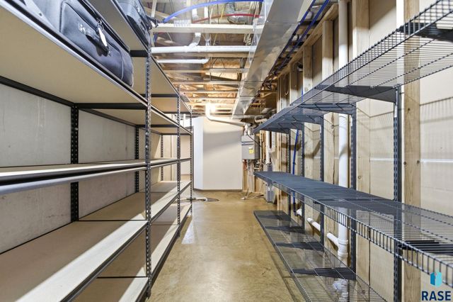 4505 E Kearney Pl Place, Sioux Falls, SD 57110