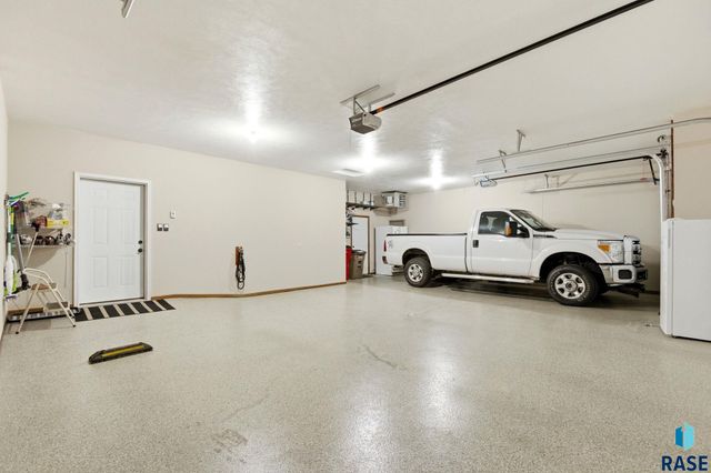 4505 E Kearney Pl Place, Sioux Falls, SD 57110