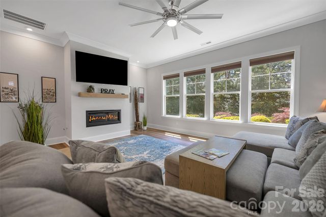 223 Lanyard Lane, Belmont, NC 28012