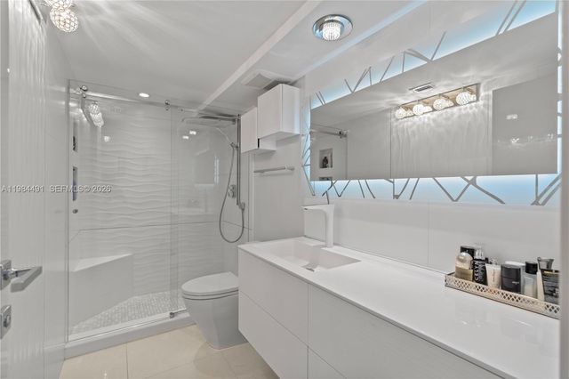 1890 S Ocean Dr 1002, Hallandale Beach, FL 33009