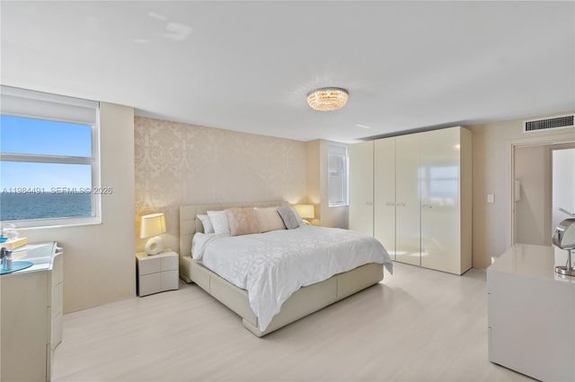 1890 S Ocean Dr 1002, Hallandale Beach, FL 33009