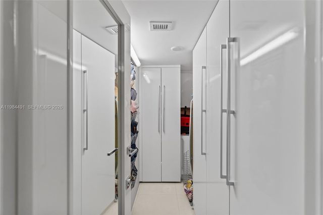 1890 S Ocean Dr 1002, Hallandale Beach, FL 33009