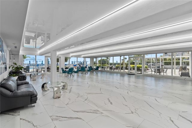 1890 S Ocean Dr 1002, Hallandale Beach, FL 33009