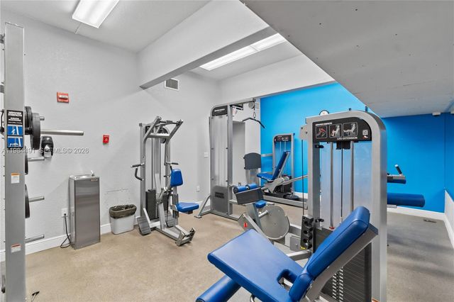 1890 S Ocean Dr 1002, Hallandale Beach, FL 33009