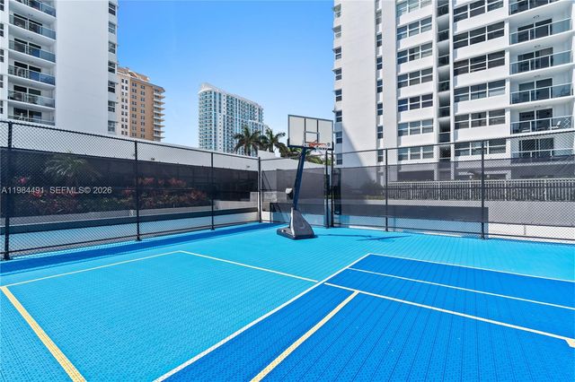 1890 S Ocean Dr 1002, Hallandale Beach, FL 33009