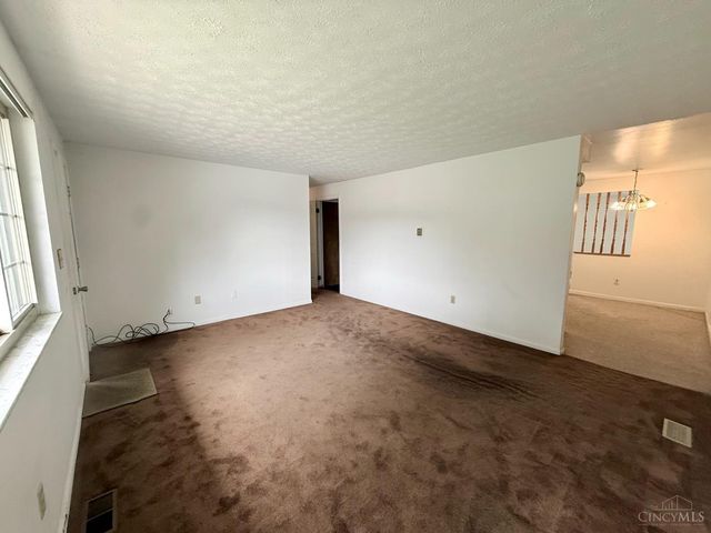 1077 Bosco Avenue, Vandalia, OH 45377