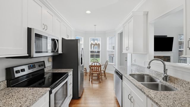 2824 Firethorne Lane, Chattanooga, TN 37421