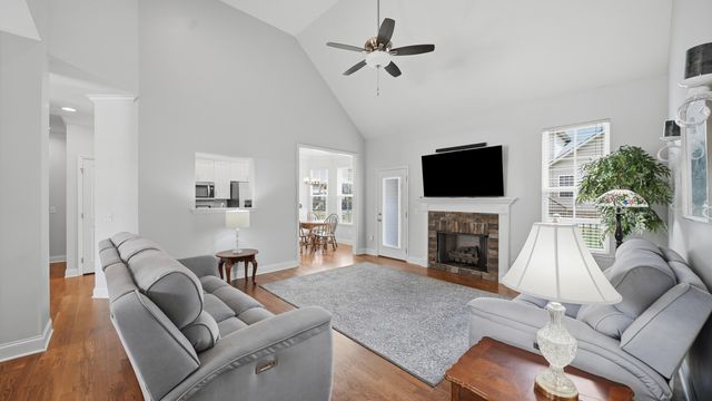 2824 Firethorne Lane, Chattanooga, TN 37421