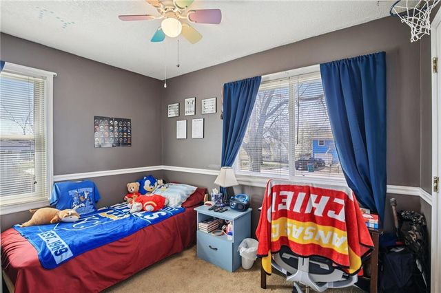 412 S Jefferson Street, Spring Hill, KS 66083