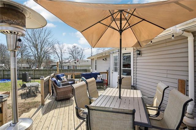 412 S Jefferson Street, Spring Hill, KS 66083