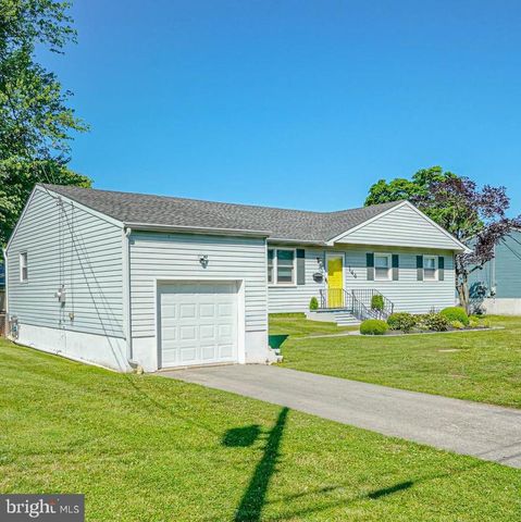 144 CASTLE HEIGHTS AVE, Pennsville, NJ 08070