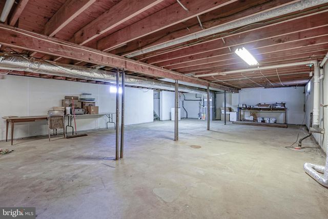144 CASTLE HEIGHTS AVE, Pennsville, NJ 08070