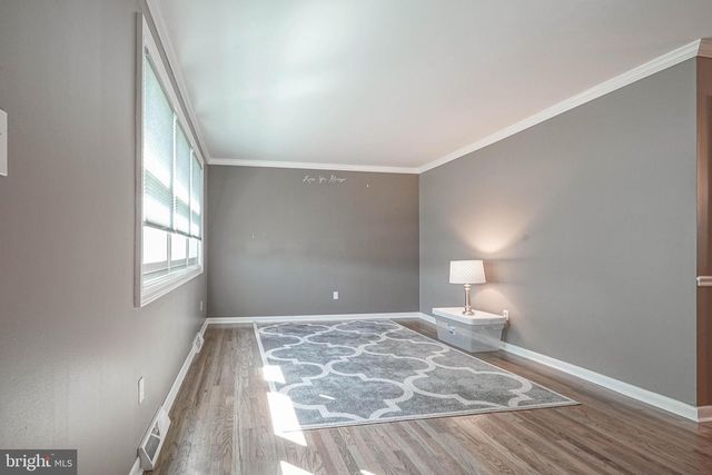 144 CASTLE HEIGHTS AVE, Pennsville, NJ 08070