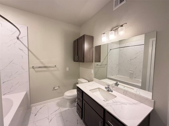 2102 Antoine Drive P6.4205, Houston, TX 77055