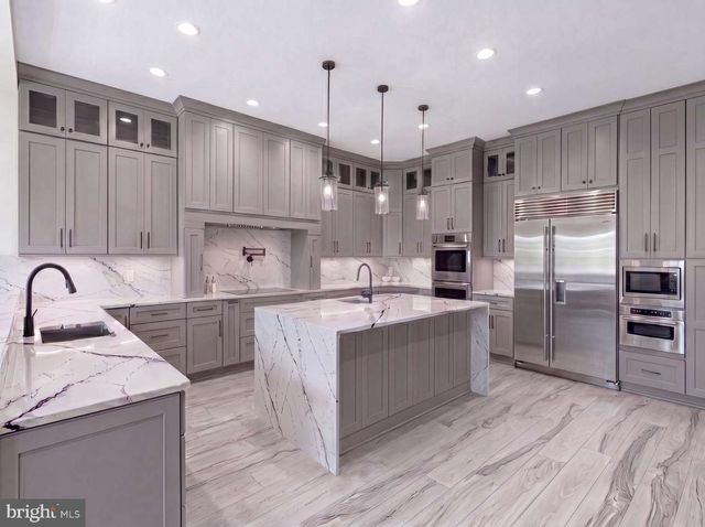 10804 ROCK RUN DR, Potomac, MD 20854