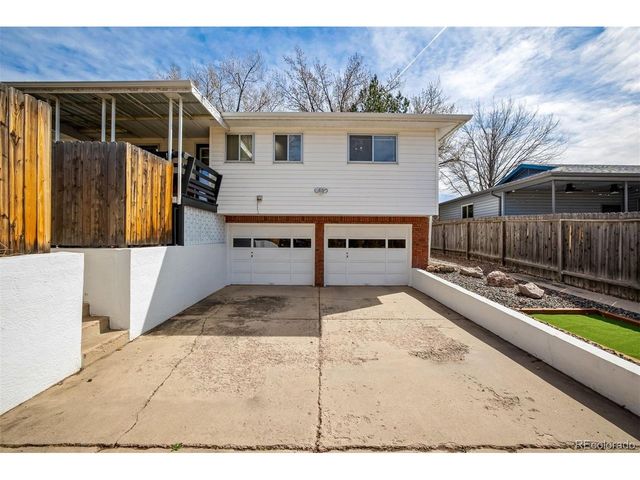 2514 Logan Cir, Colorado Springs, CO 80907